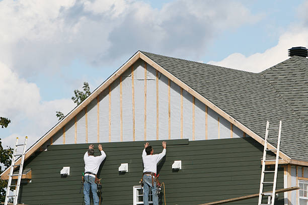 Professional Siding technician working in Augusta, GA